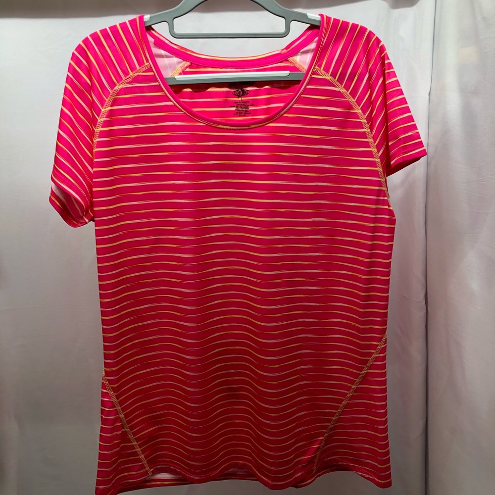 Reel Legends pullover fuschia/yellow size L